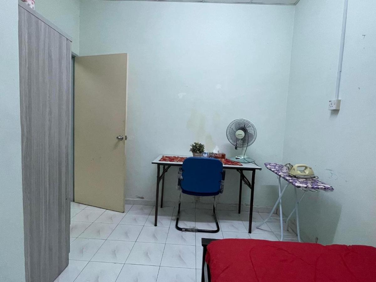 Homestaymuslim Di Teluk Intan Εξωτερικό φωτογραφία