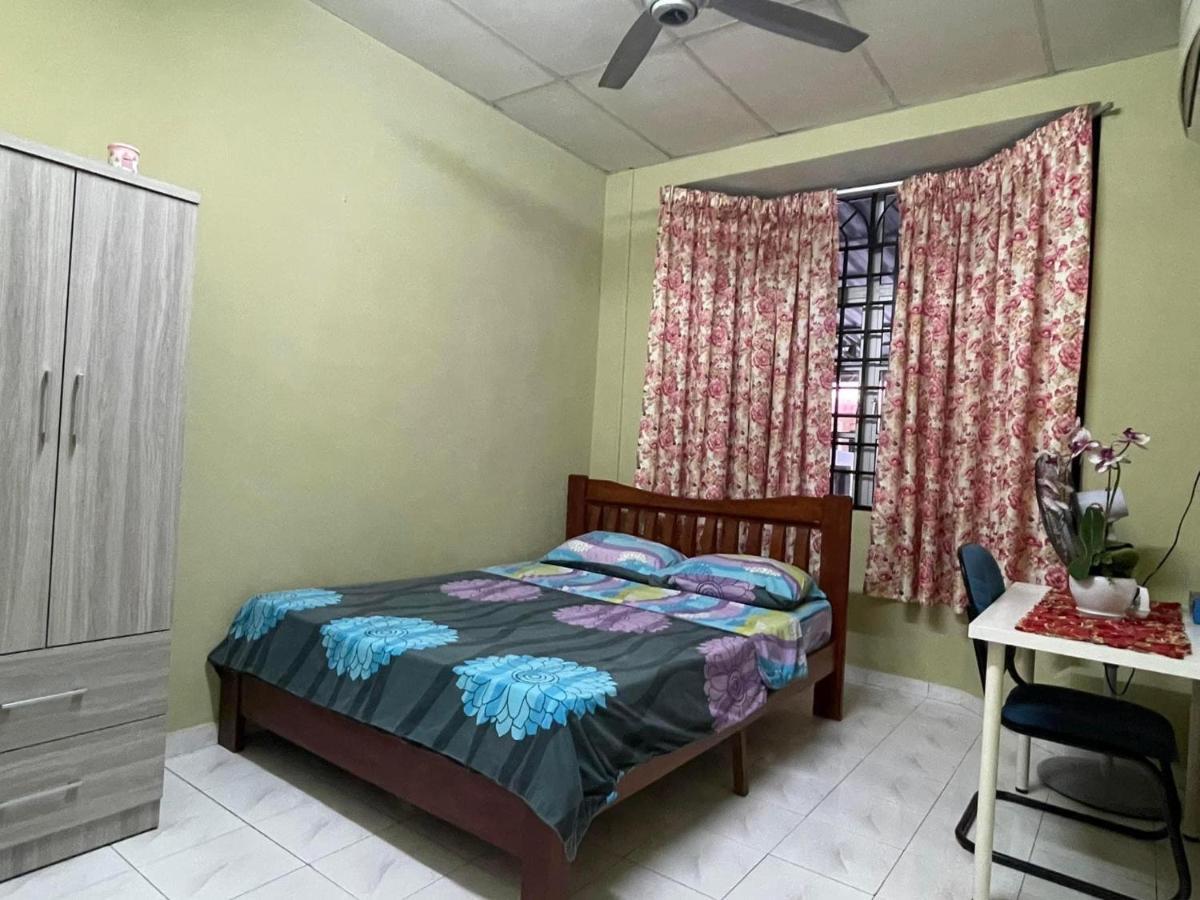 Homestaymuslim Di Teluk Intan Εξωτερικό φωτογραφία